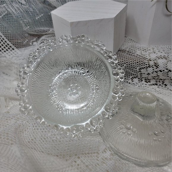 Adorable Covered Trinket Dish Vintage Clear Glass - Picture 4 of 9